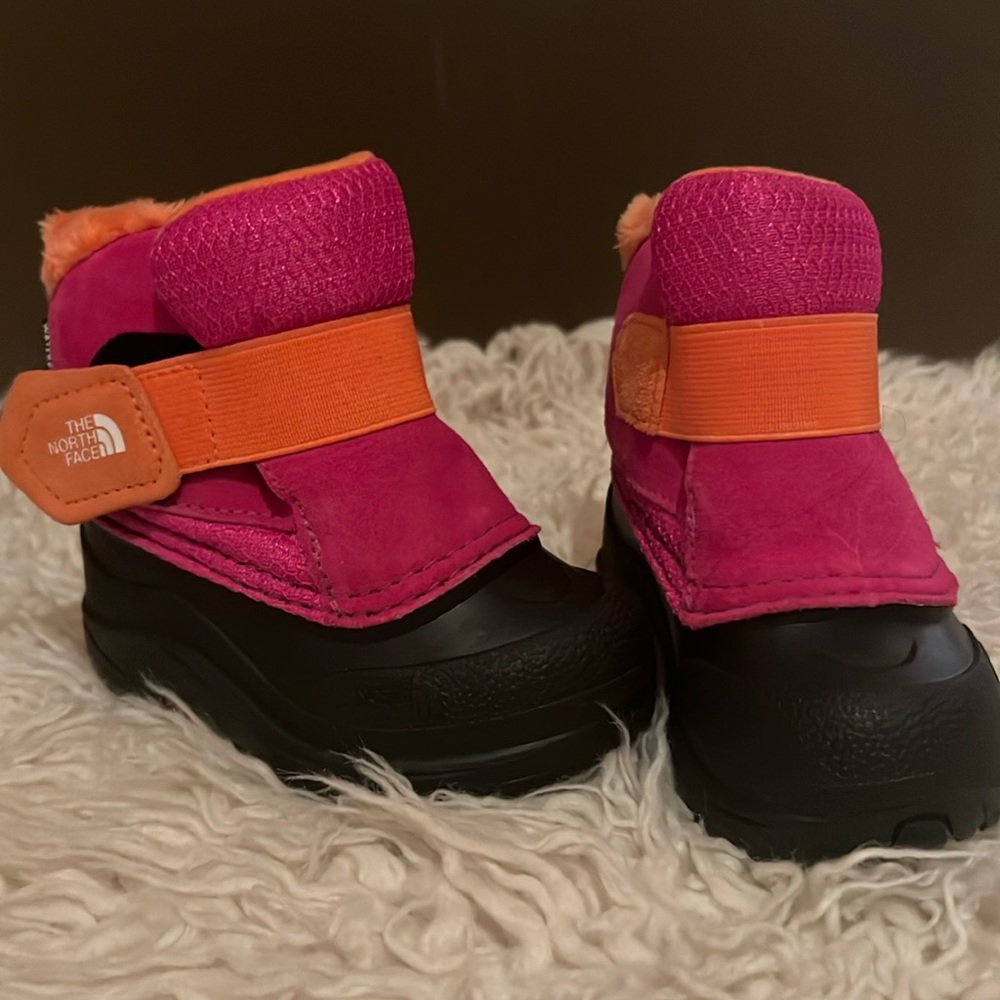 Toddler sorel winter boots.  Worn once never walked in.